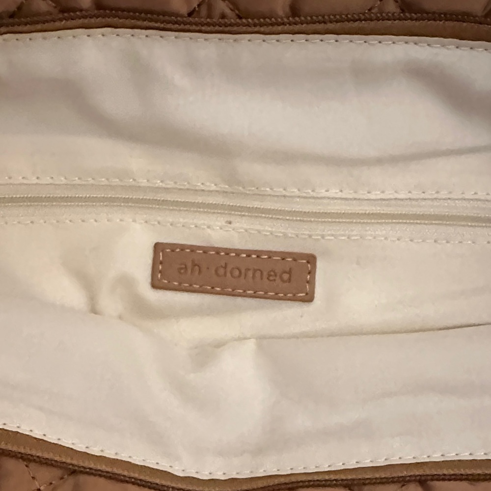 Ahdorned Quilted Tan Tote Bag Set - Picture 5 of 12